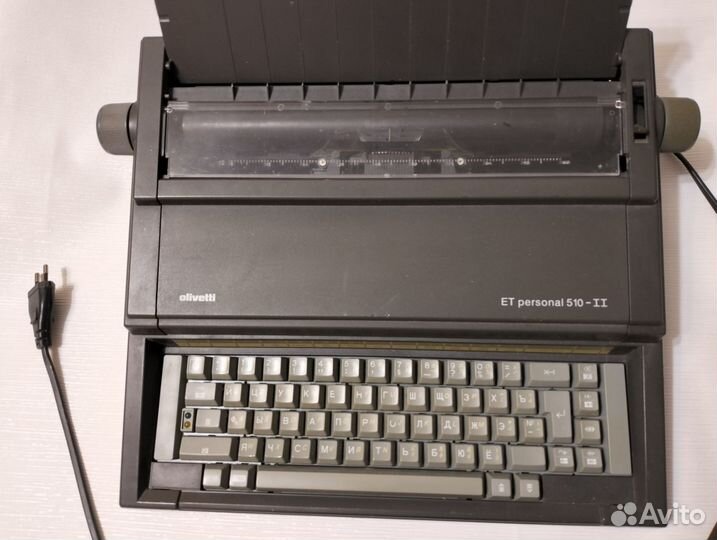Пишущая машинка Olivetti ET personal 501-II