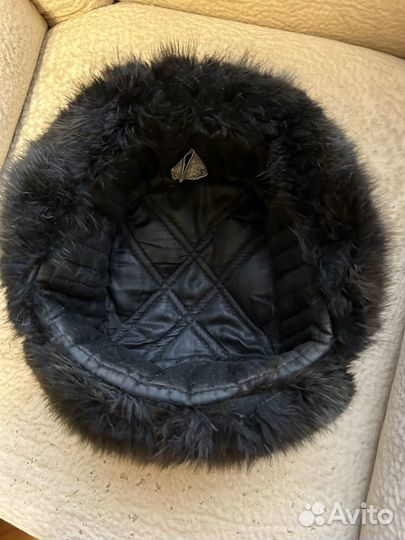 Женская и Мужская шапки