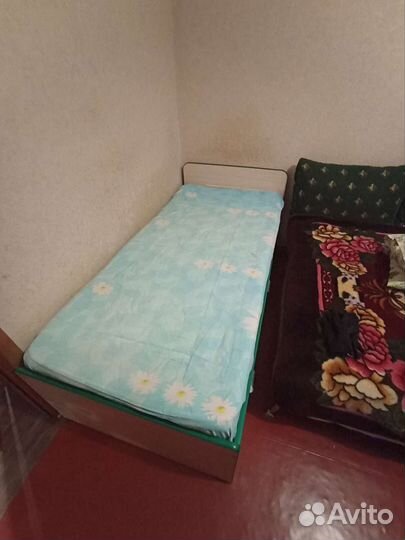 Детская стенка с кроватью