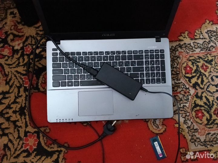 Продам ноутбук