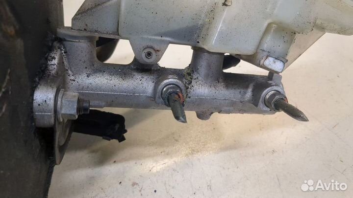 Цилиндр тормозной главный Subaru Tribeca (B9), 200