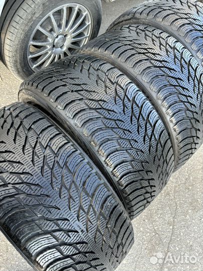 Nokian Tyres Hakkapeliitta R3 SUV 255/40 R20