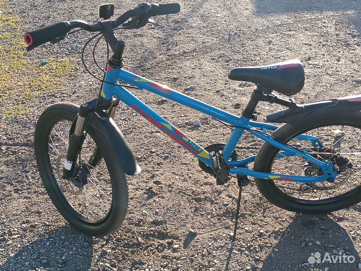 Велосипед горный скоростной 20