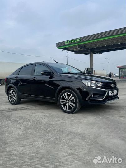 Скамейки на весту