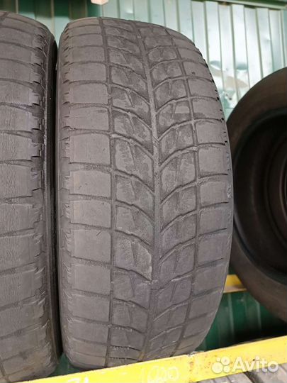 Bridgestone Blizzak WS-60 205/60 R16 92R