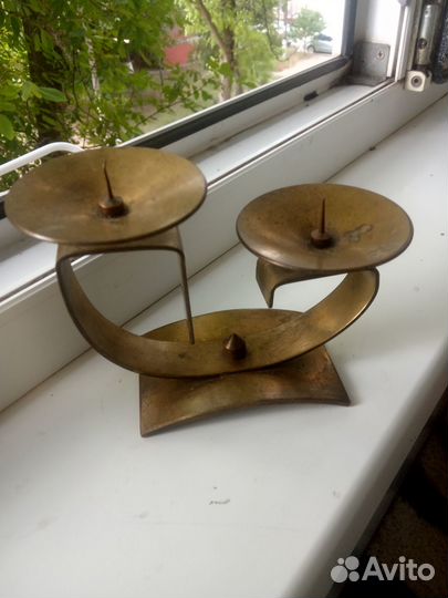 Подсвечник