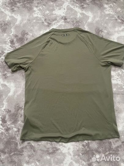 Футболка under armour