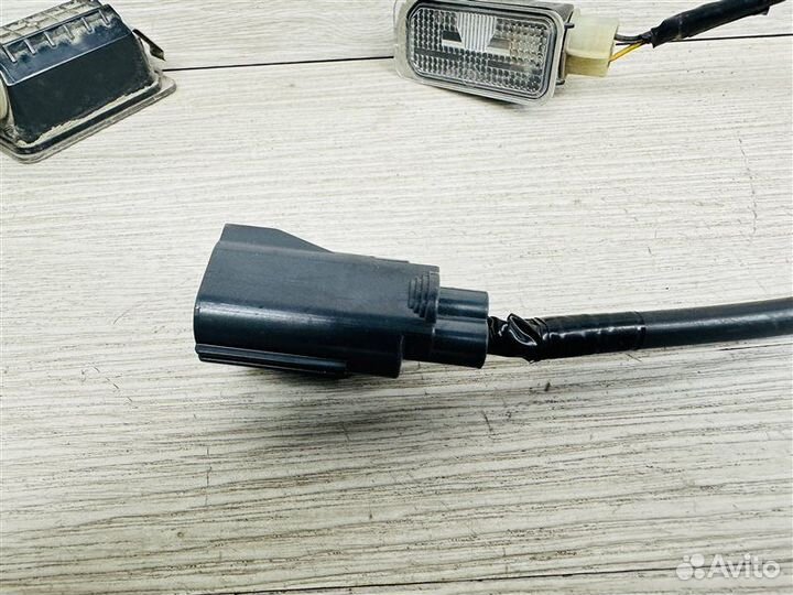 Проводка подсветки номера задняя Ford Transit 8