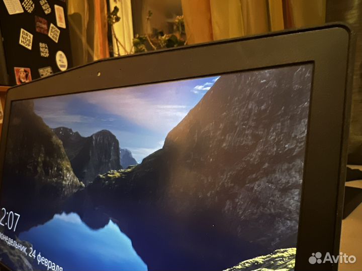 Игровой ноутбук Lenovo legion y520-15ikbn