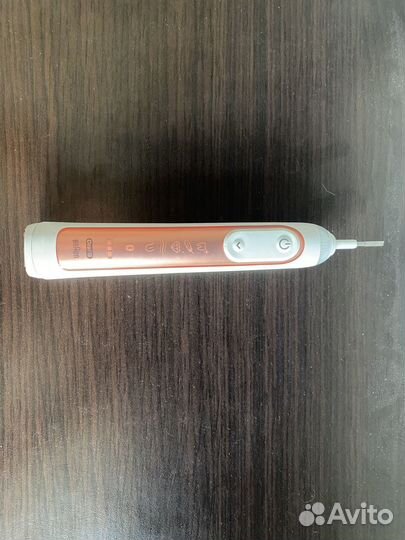 Зубная щетка oral b genius x 20000N на запчасти