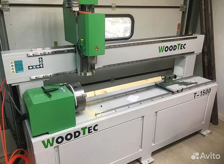 Токарно-фрезерный станок с чпу