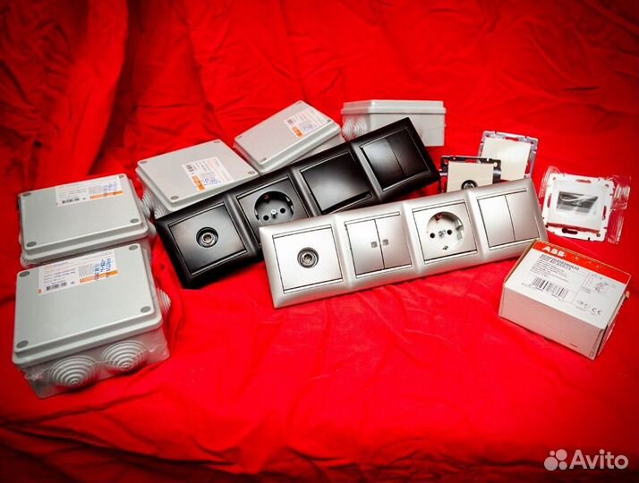 Розетки и выключатели Легранд