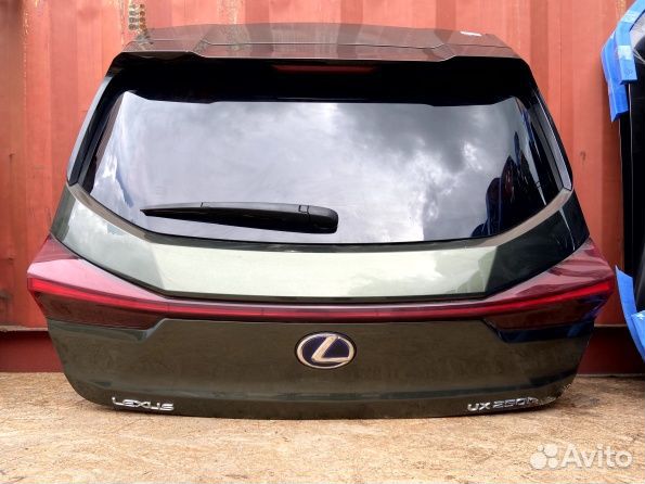 Крышка багажника Lexus UX