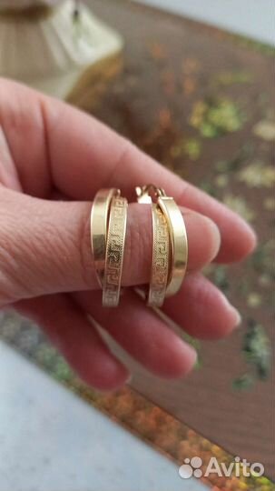 Золотые серьги