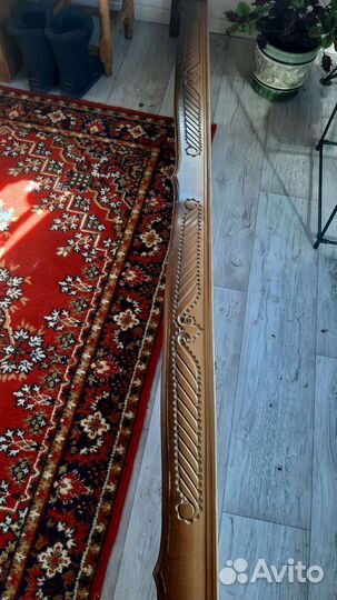 Карниз потолочный двухрядный деревянный