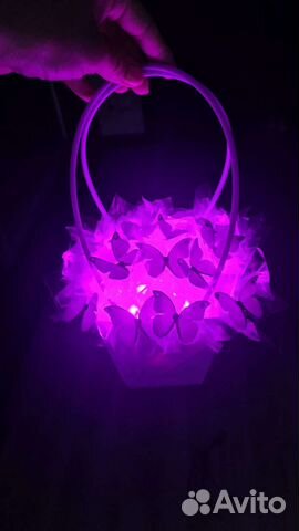 Светящиеся букеты из бабочек