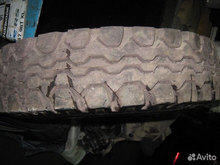 Akuret Hi-Run Bias 9.00/9 R10 204F