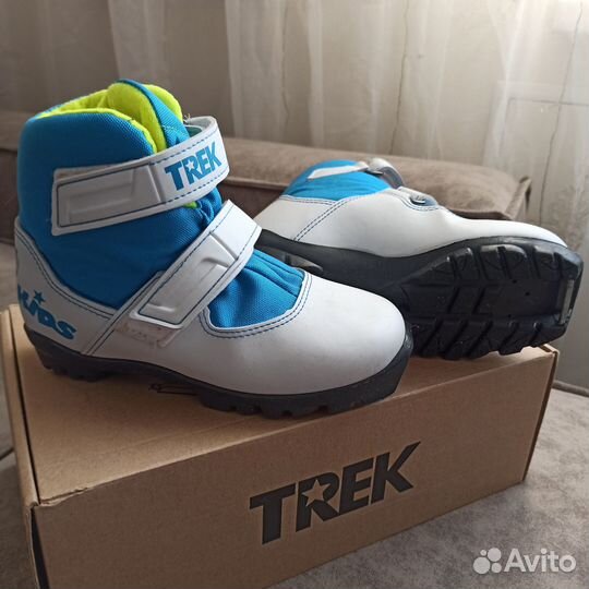 Лыжные ботинки 32р