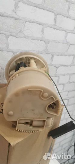 Насос топливный на Рено Логан