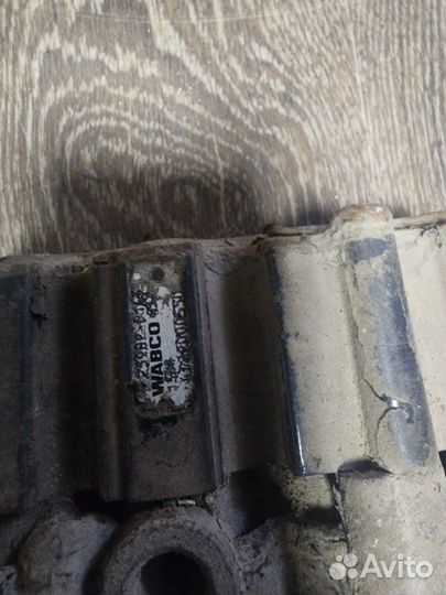 Кран уровня пола главный Man Tga D2866LF28