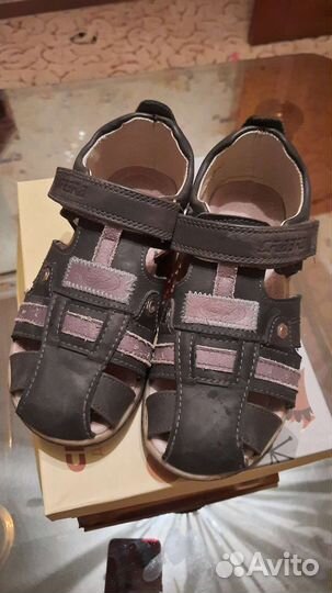 Сандалии на мальчика р. 33 Сказка