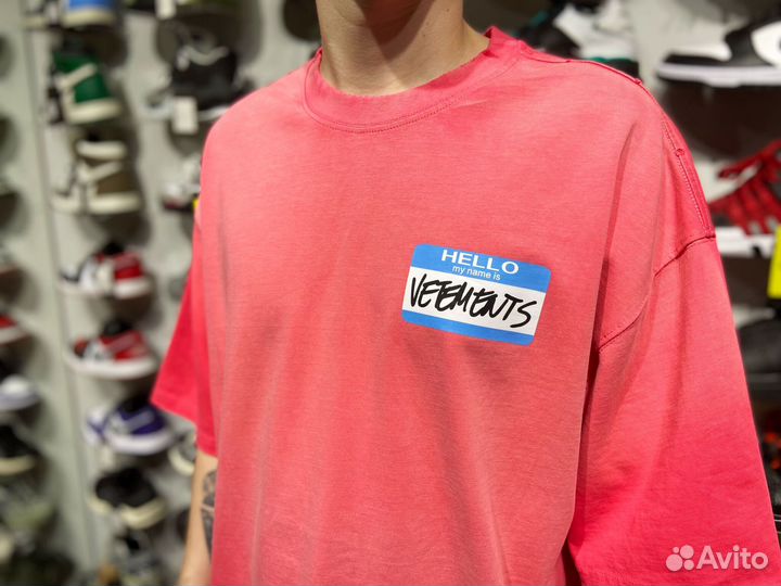 Футболка Vetements