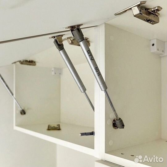 Кухонный гарнитур в стиле минимализм