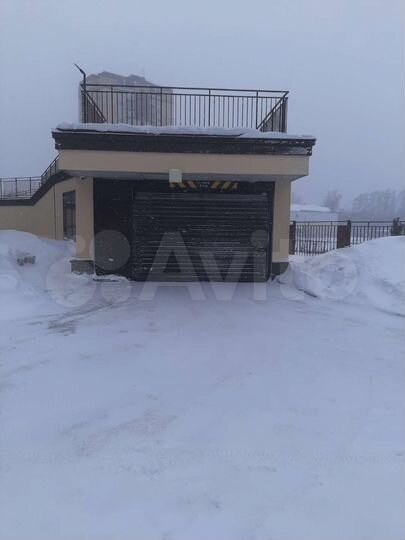 Машиноместо, 14 м²