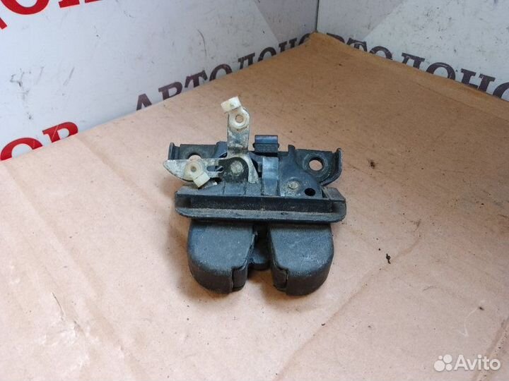 Замок багажника Audi A6 C5