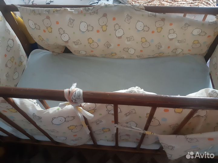 Детская кроватка качалка с матрасом