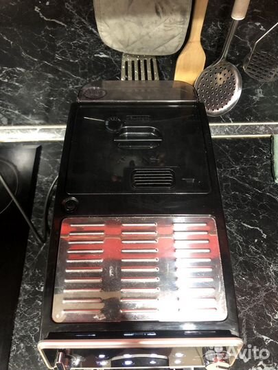 Кофемашина delonghi