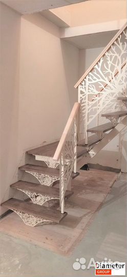 Изготовление забежной лестницы из металла