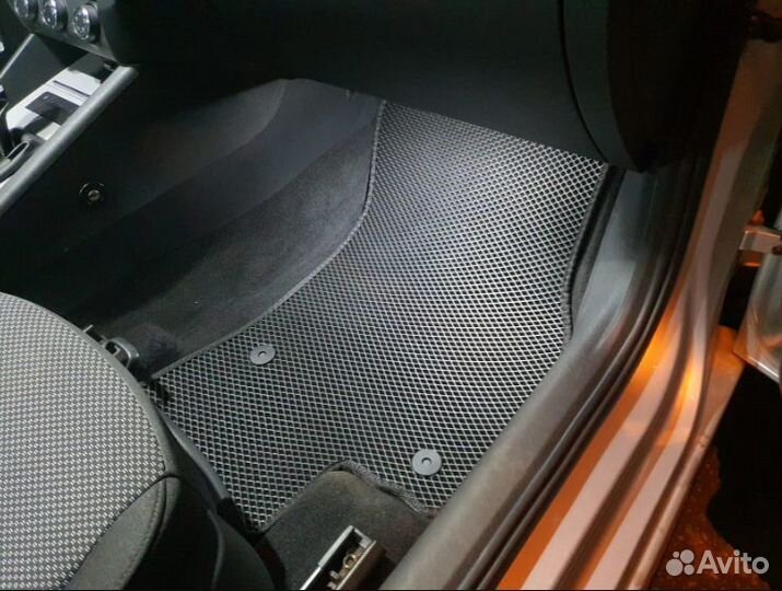 Коврики eva на range rover 4 2017-2022 rest