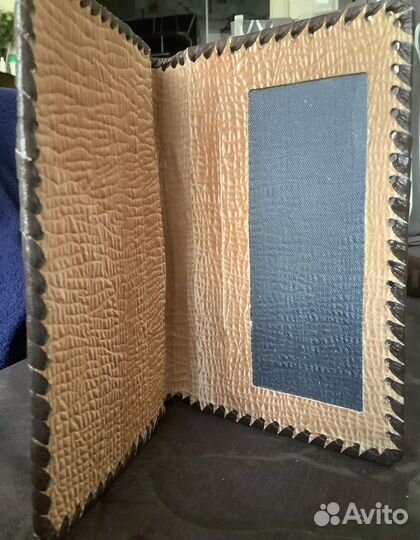 Мужской кожаный портмоне