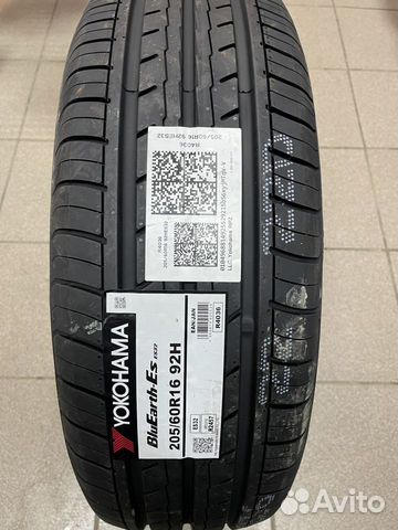 Yokohama Bluearth ES32 205/60 R16 92H