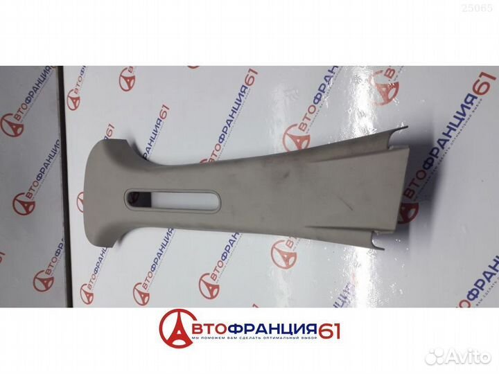 Обшивка центральной стойки, 8200732342 renault dus