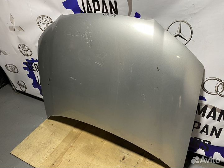 Серебристый Капот Audi A3