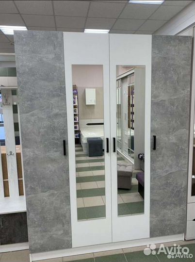 Шкаф ларс 1,6