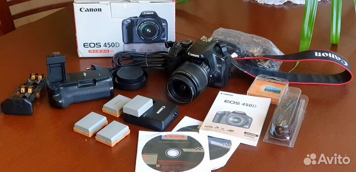 Зеркальный фотоаппарат canon 450D