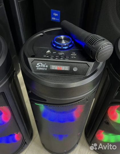 Беспроводная блютуз колонка с микрофоном