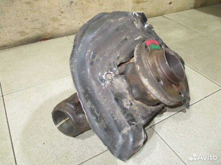 Кулак поворотный передний правый BMW X3 (E83)