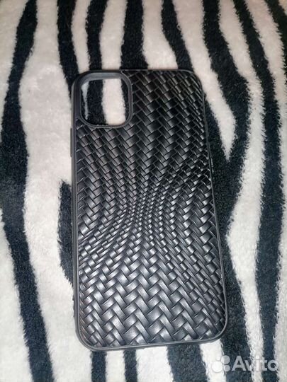 Чехол на iPhone 11