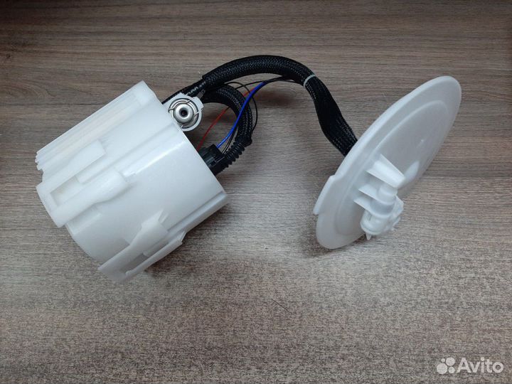 Насос топливный в сборе Opel Astra H