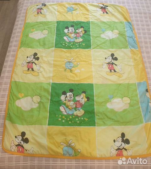 Детское одеяло в кроватку