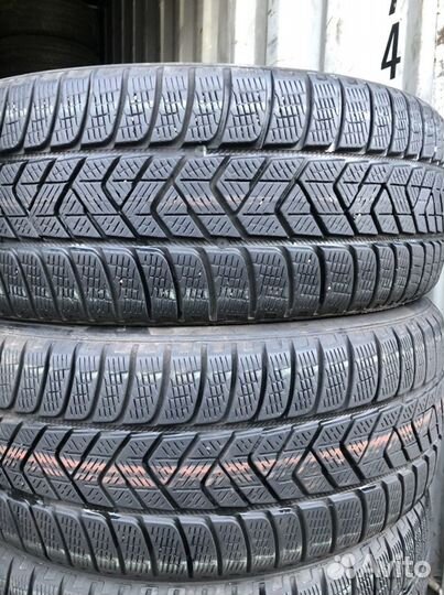 Pirelli Scorpion Winter 235/50 R19 103H