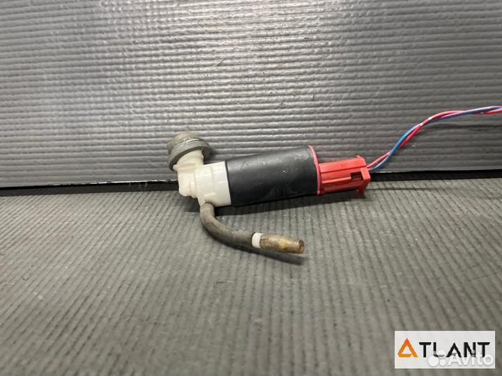 Мотор бачка омывателя toyota avensis