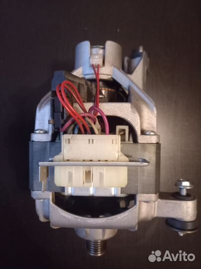 Двигататель стиральной машины