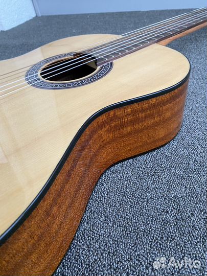 Классическая гитара 39'' Oriental Cherry L-310-39