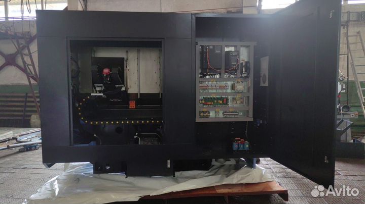 Токарно-фрезерный станок TCK52DY