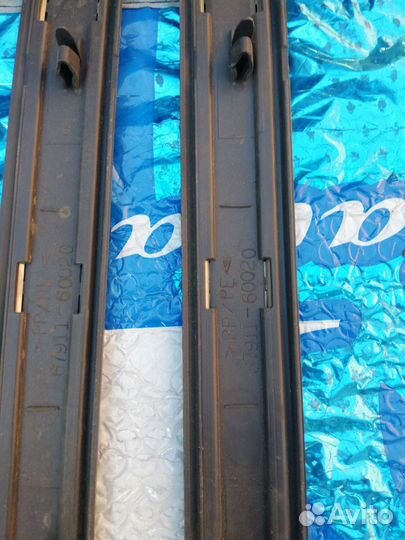 Накладки на пороги Lexus GX 470